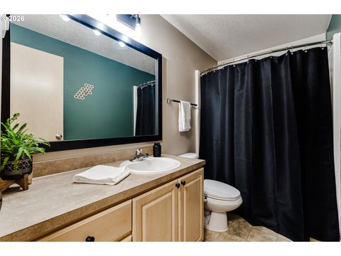 Tiny photo for 549 Gilfry Ave, Creswell, OR 97426 (MLS # 455550296)