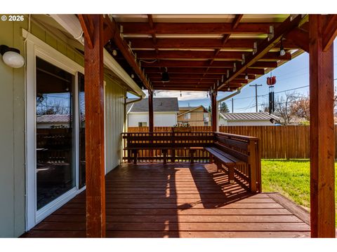 Tiny photo for 549 Gilfry Ave, Creswell, OR 97426 (MLS # 455550296)