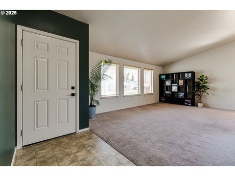 Tiny photo for 549 Gilfry Ave, Creswell, OR 97426 (MLS # 455550296)