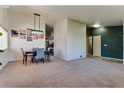 Tiny photo for 549 Gilfry Ave, Creswell, OR 97426 (MLS # 455550296)