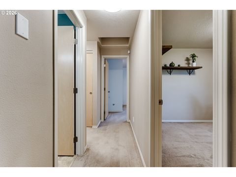 Tiny photo for 549 Gilfry Ave, Creswell, OR 97426 (MLS # 455550296)