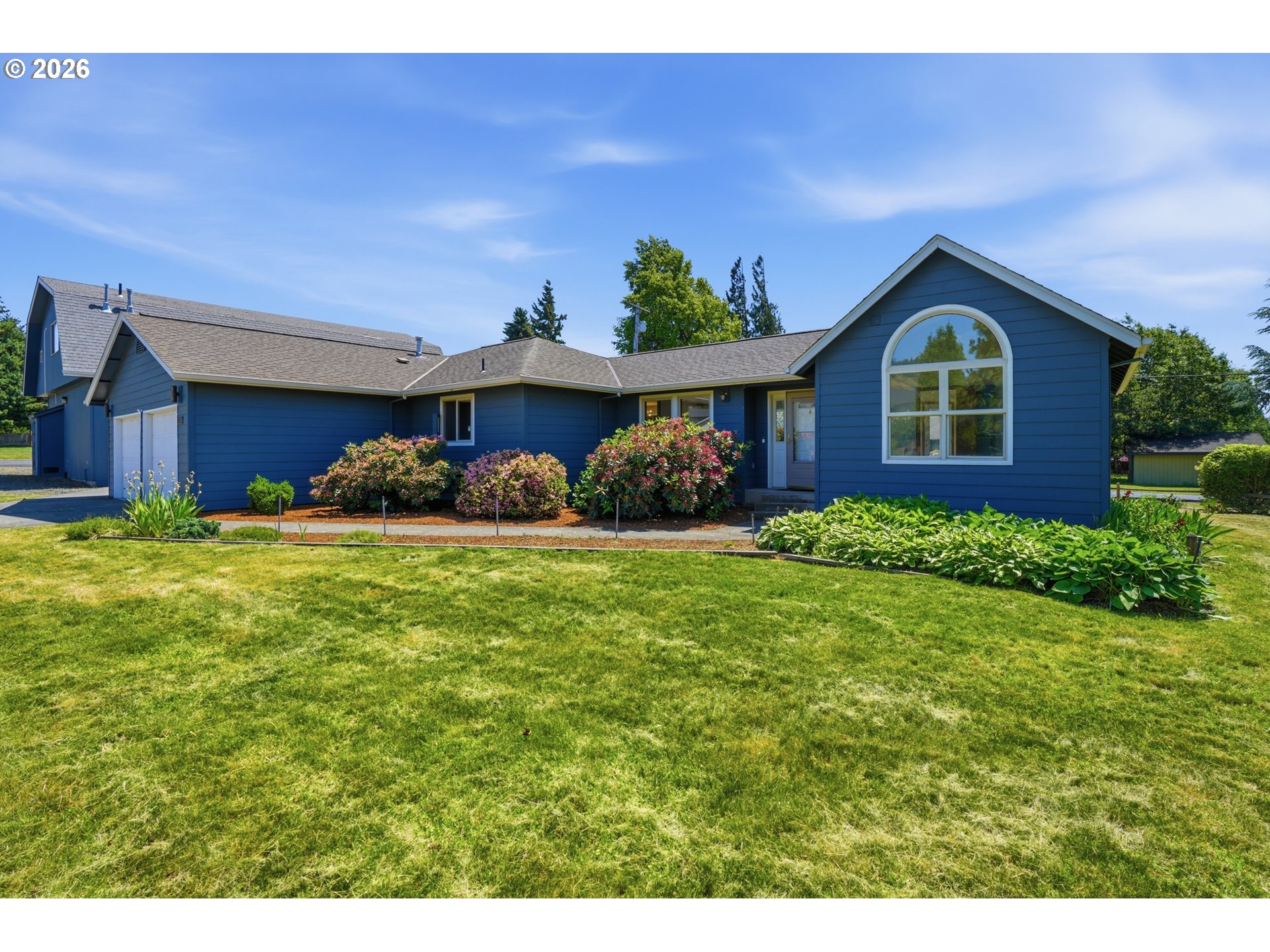 1114 Neal RD