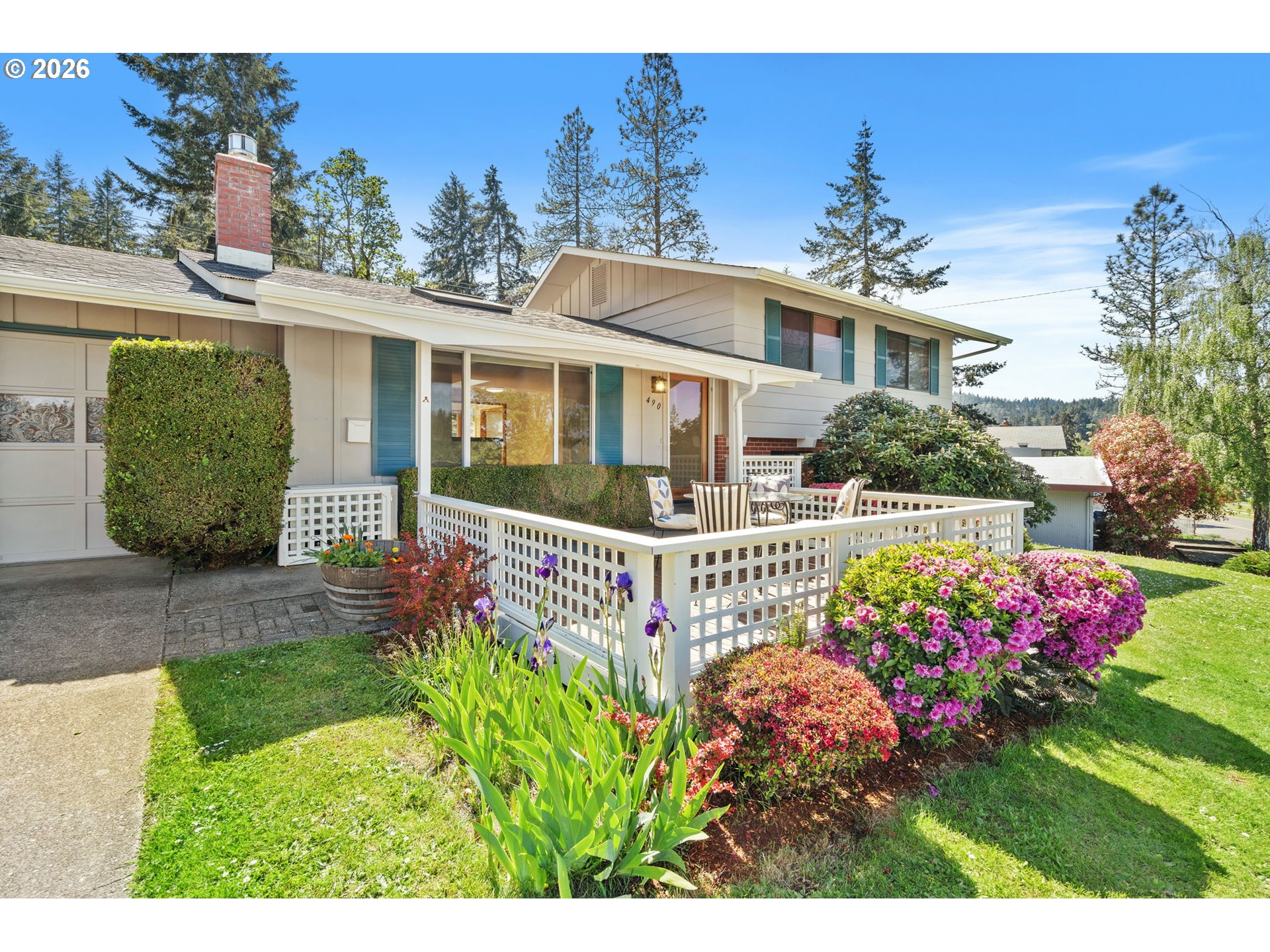490 E 46TH AVE