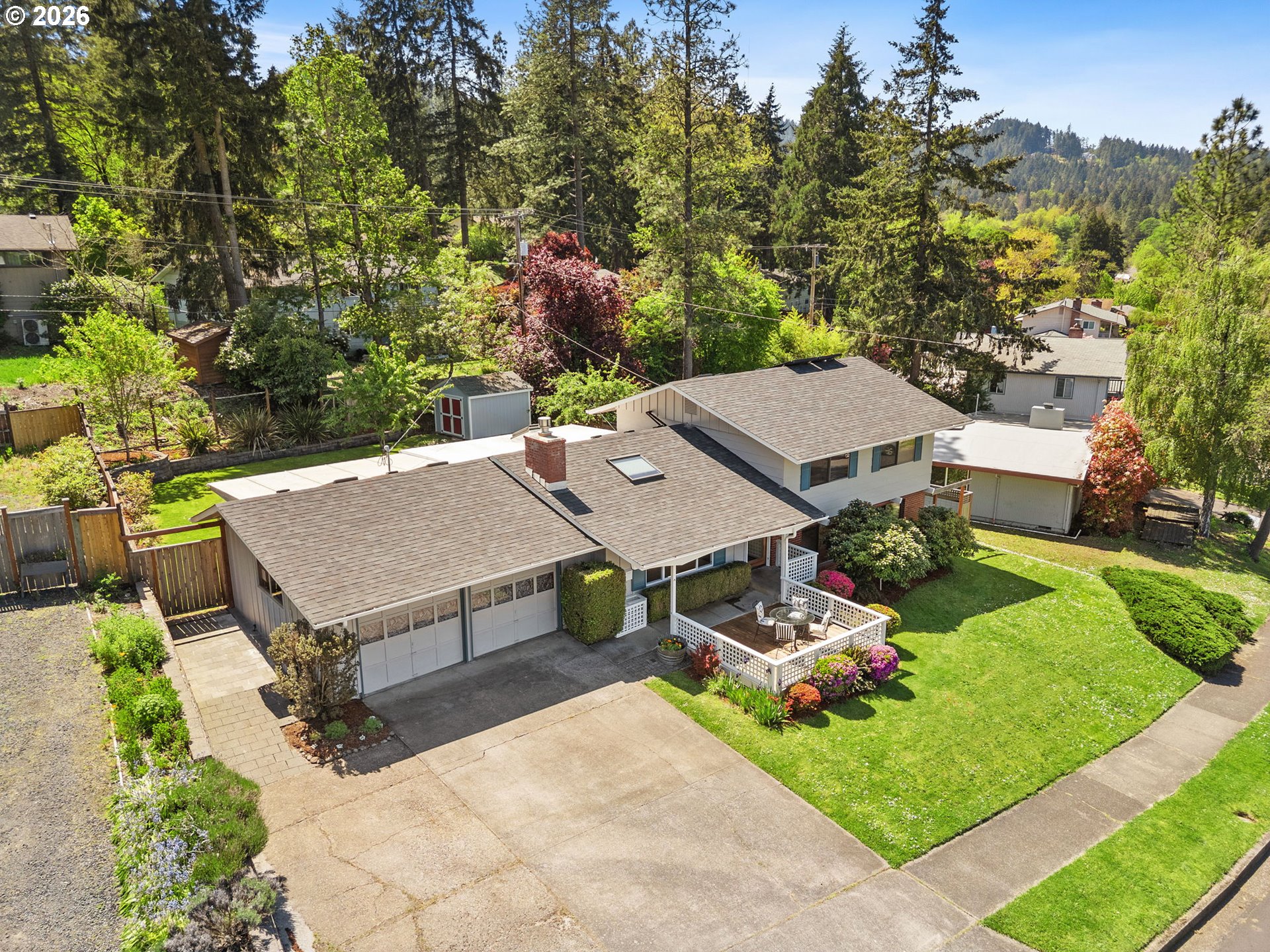 490 E 46TH AVE
