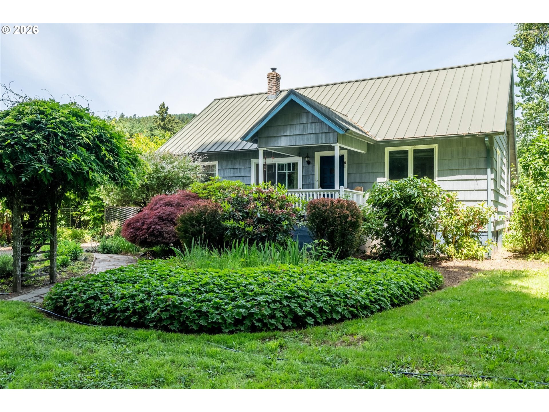41987 HOLDEN CREEK LN