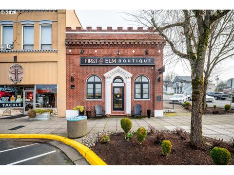 210 N 1st ST Kalama WA 98625