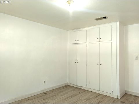 Tiny photo for 48294 Hills St, Oakridge, OR 97463 (MLS # 427873337)