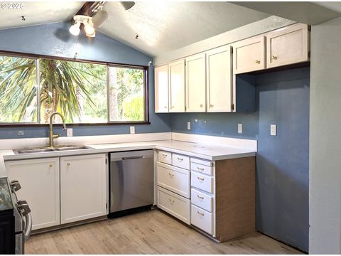 Tiny photo for 48294 Hills St, Oakridge, OR 97463 (MLS # 427873337)
