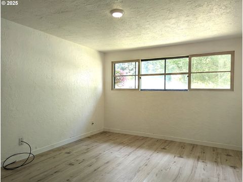 Tiny photo for 48294 Hills St, Oakridge, OR 97463 (MLS # 427873337)