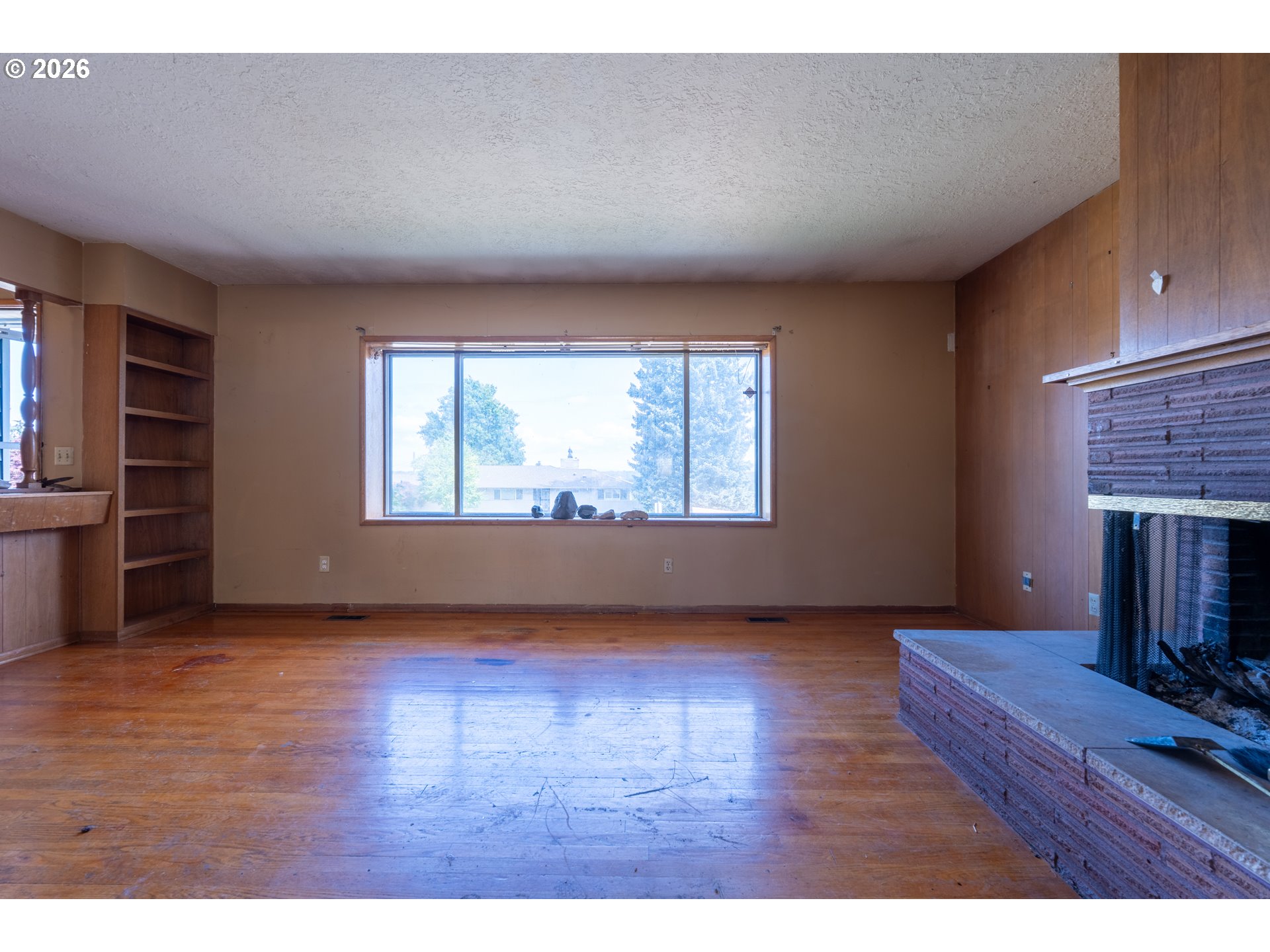 11830 NE FREMONT ST