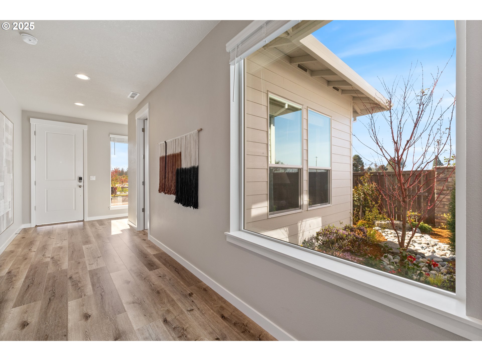 5601 N 94TH AVE LT245