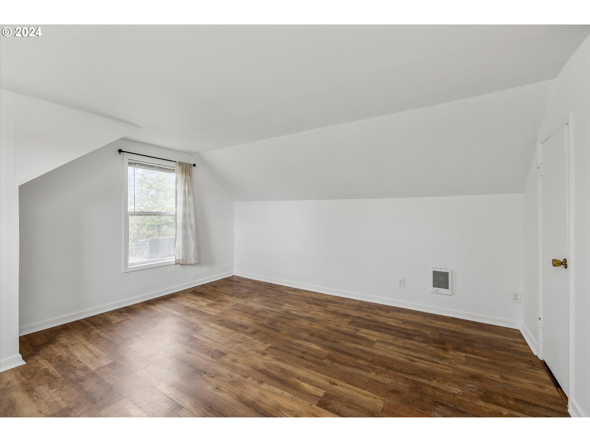 Newberg, Oregon 97132, United States, 3 Bedrooms Bedrooms, ,2 BathroomsBathrooms,Residential,Pending,31169