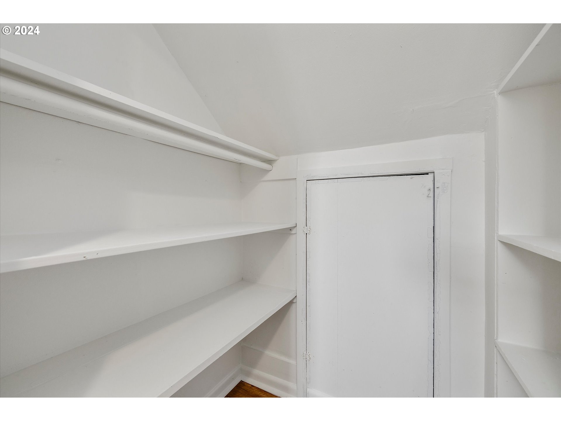 Newberg, Oregon 97132, United States, 3 Bedrooms Bedrooms, ,2 BathroomsBathrooms,Residential,Pending,31169