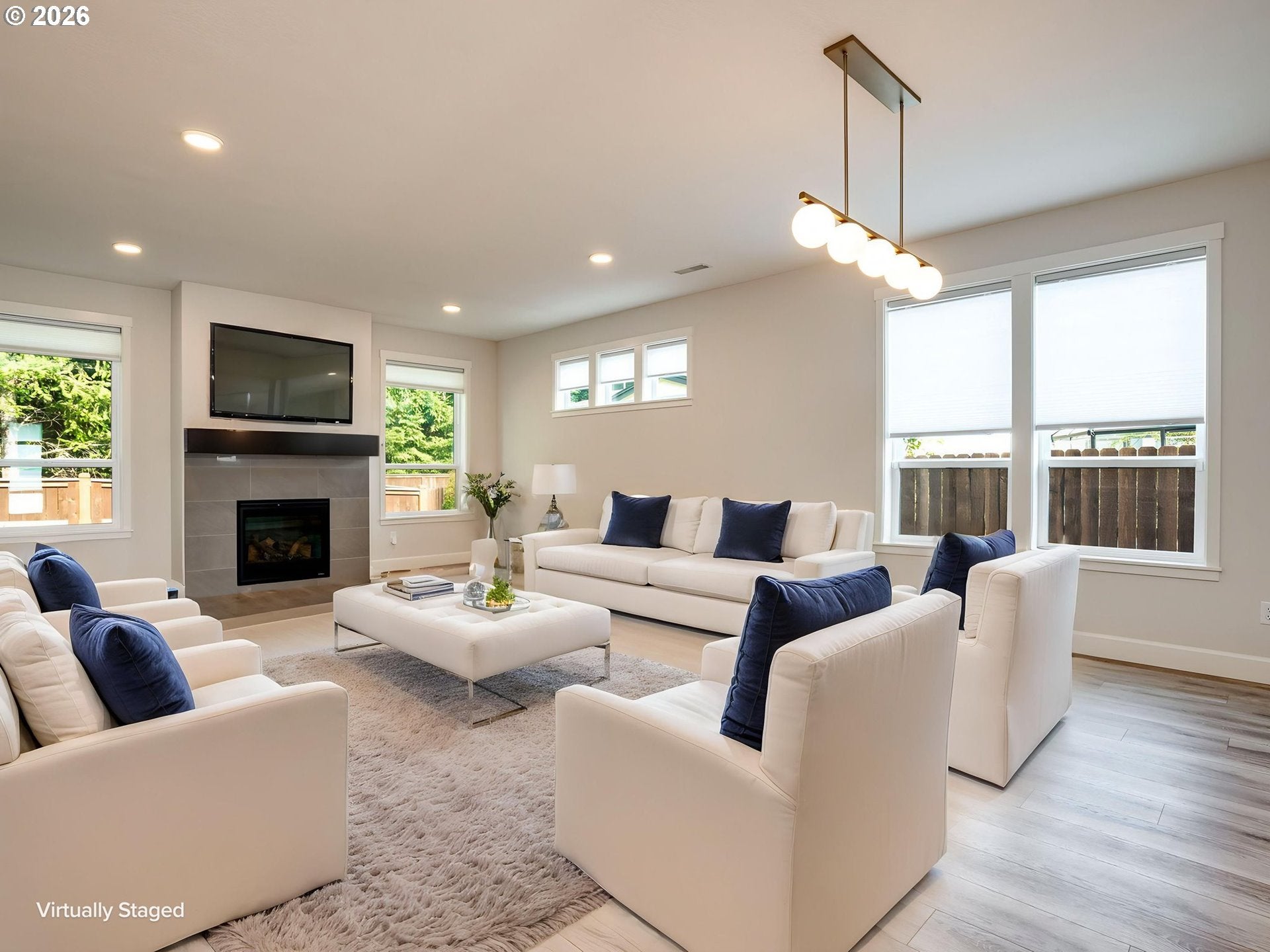 8208 NE 168th AVE