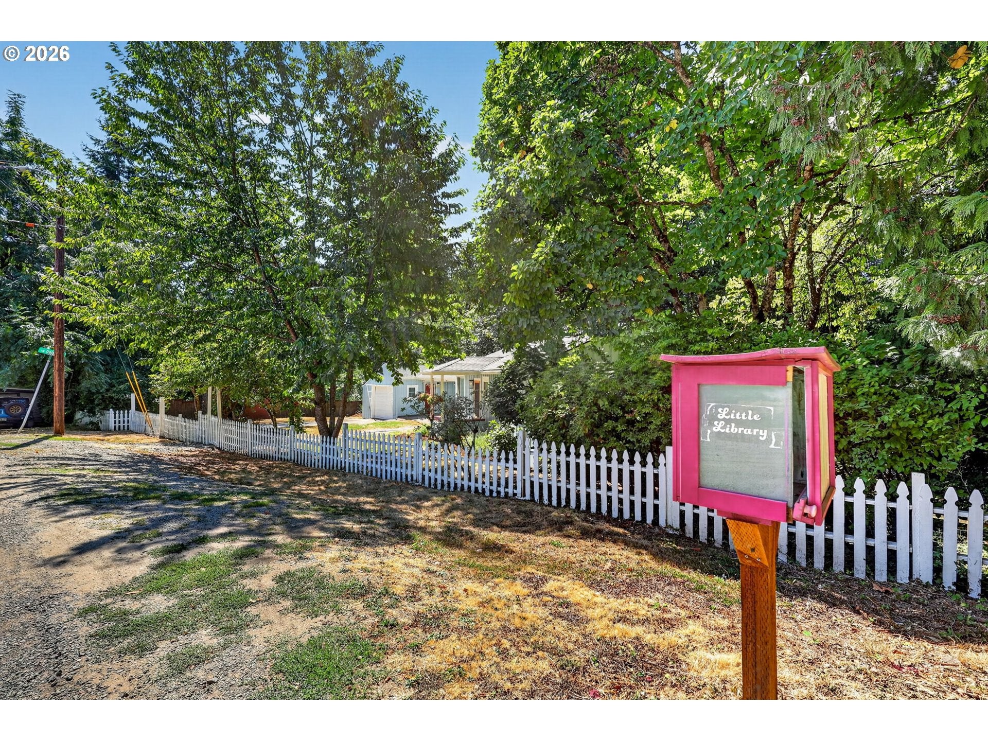 8625 SW 10th AVE — 3 bed 2 bath Single Family Residence
