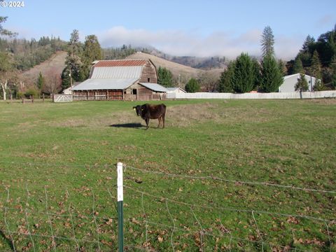 A home in Roseburg