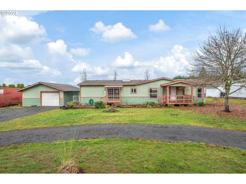 A home in Winlock