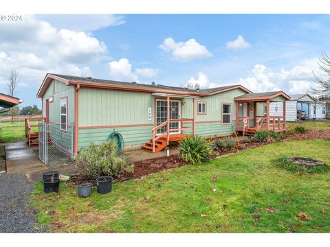 A home in Winlock