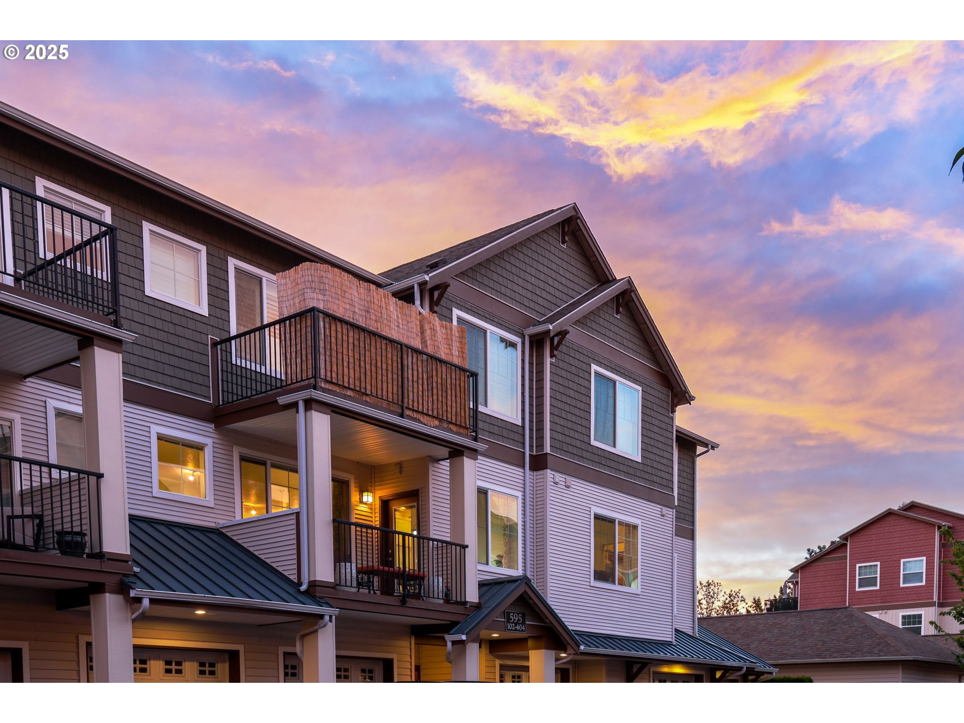 595 NW LOST SPRINGS TER 303