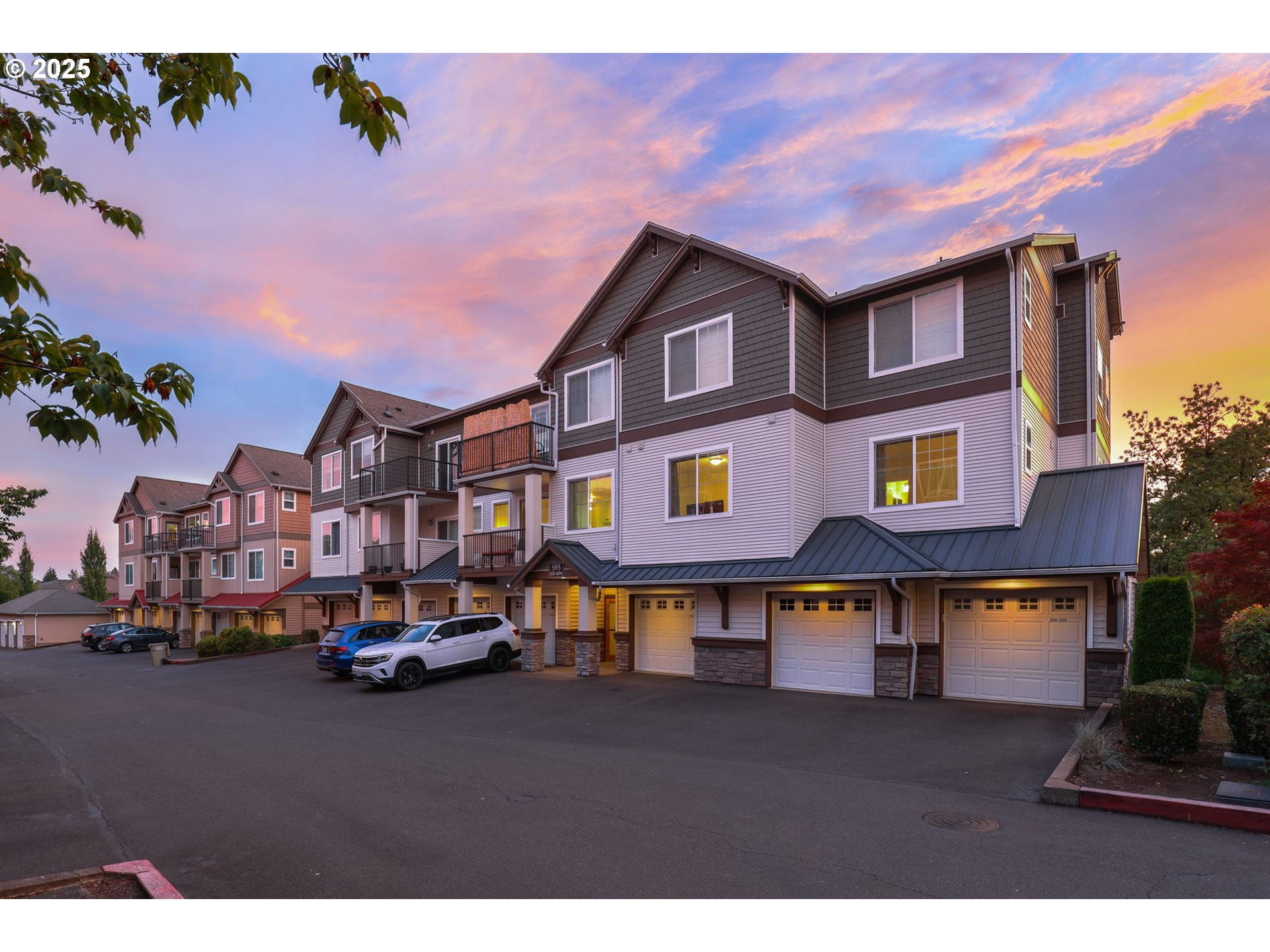 595 NW LOST SPRINGS TER 303