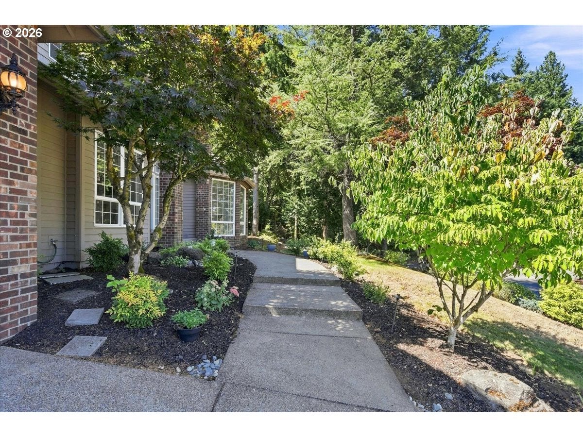 2840 NW WALDEN DR