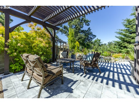 Tiny photo for 325 Ironwood Loop, Creswell, OR 97426 (MLS # 153094118)