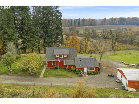 1824 NE WATERFRONT ST Newberg OR 97132