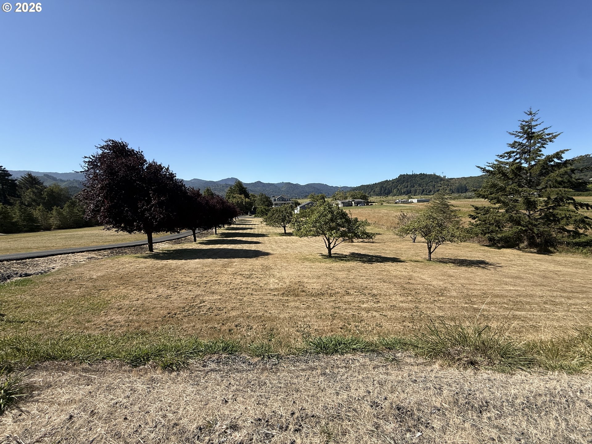 95570 N BANK ROGUE RIVER RD