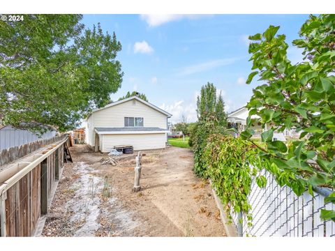 A home in Prineville