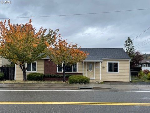 A home in Roseburg