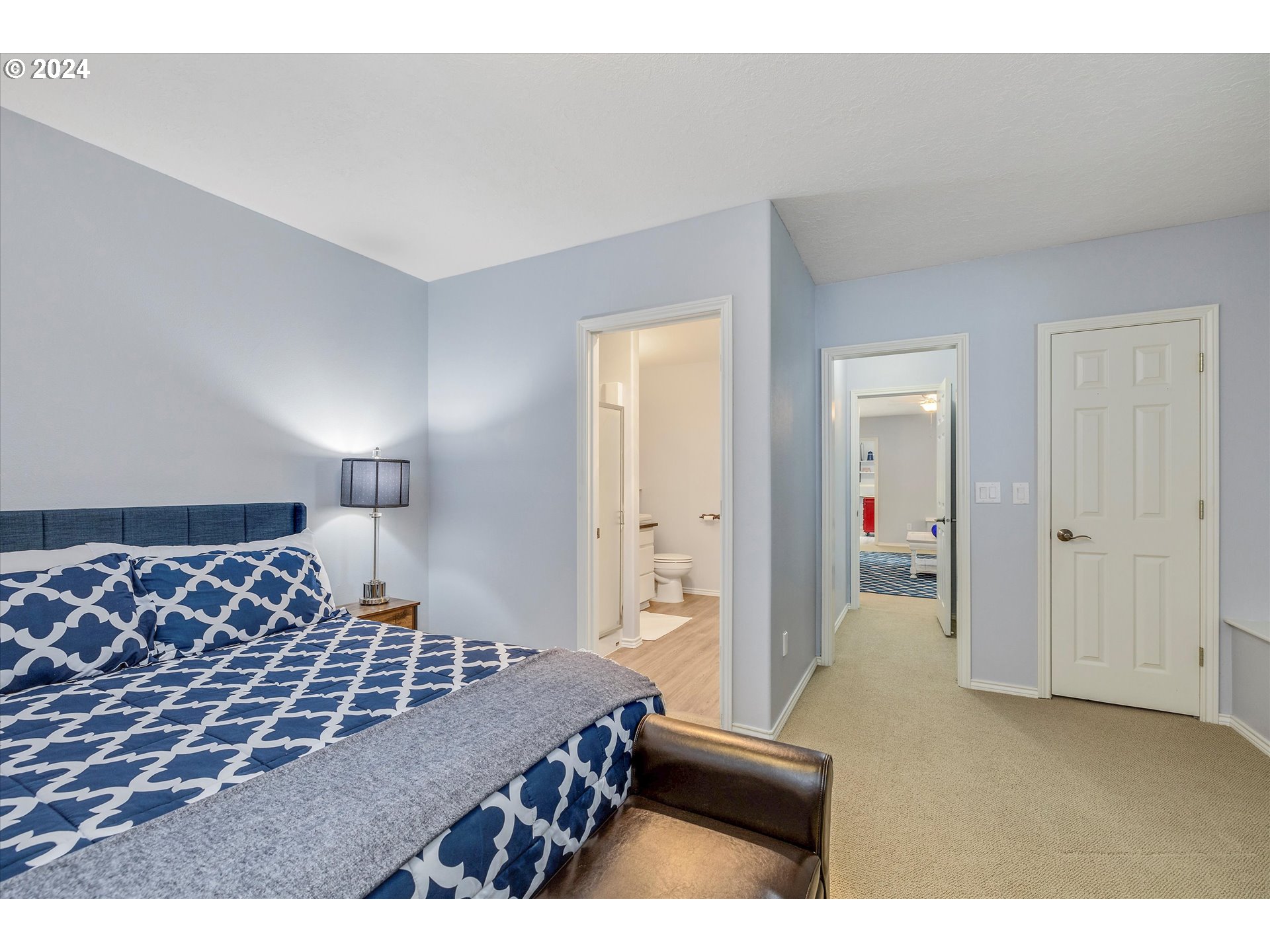 Newberg, Oregon 97132, United States, 4 Bedrooms Bedrooms, ,4 BathroomsBathrooms,Residential,Active,44014