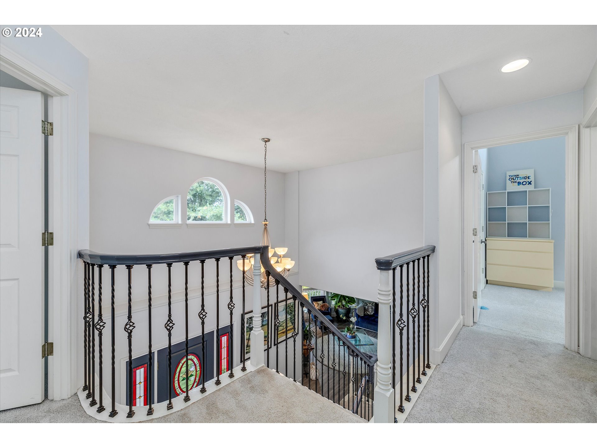 Newberg, Oregon 97132, United States, 4 Bedrooms Bedrooms, ,4 BathroomsBathrooms,Residential,Active,44014