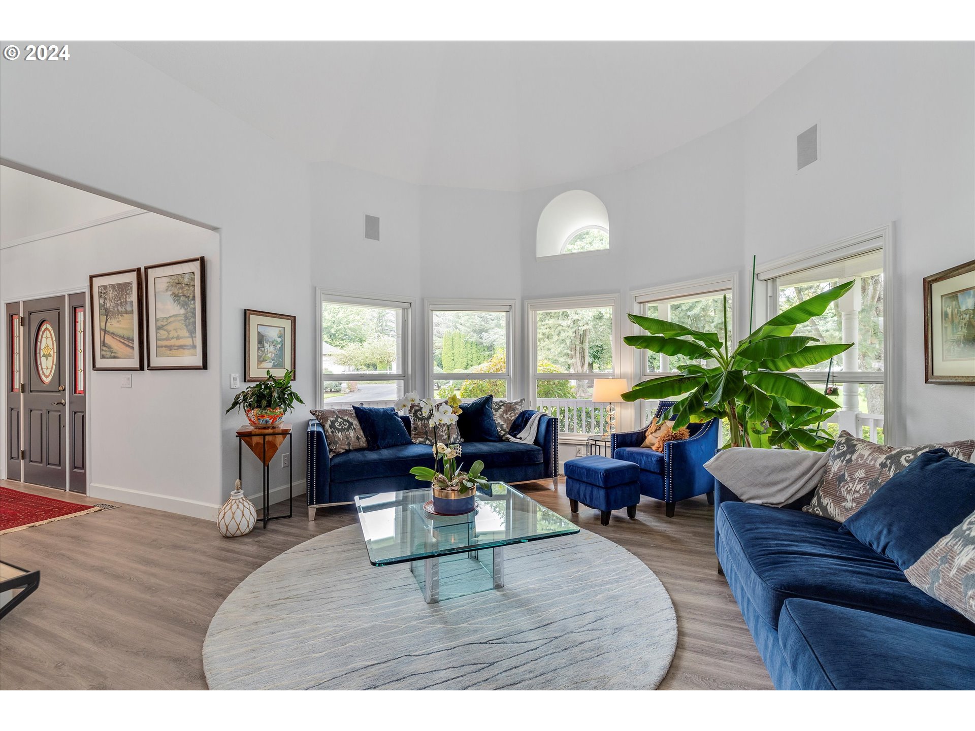 Newberg, Oregon 97132, United States, 4 Bedrooms Bedrooms, ,4 BathroomsBathrooms,Residential,Active,44014