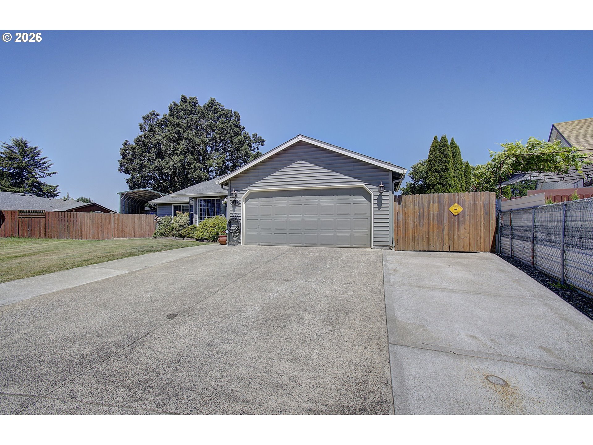 1916 NW 3RD CT