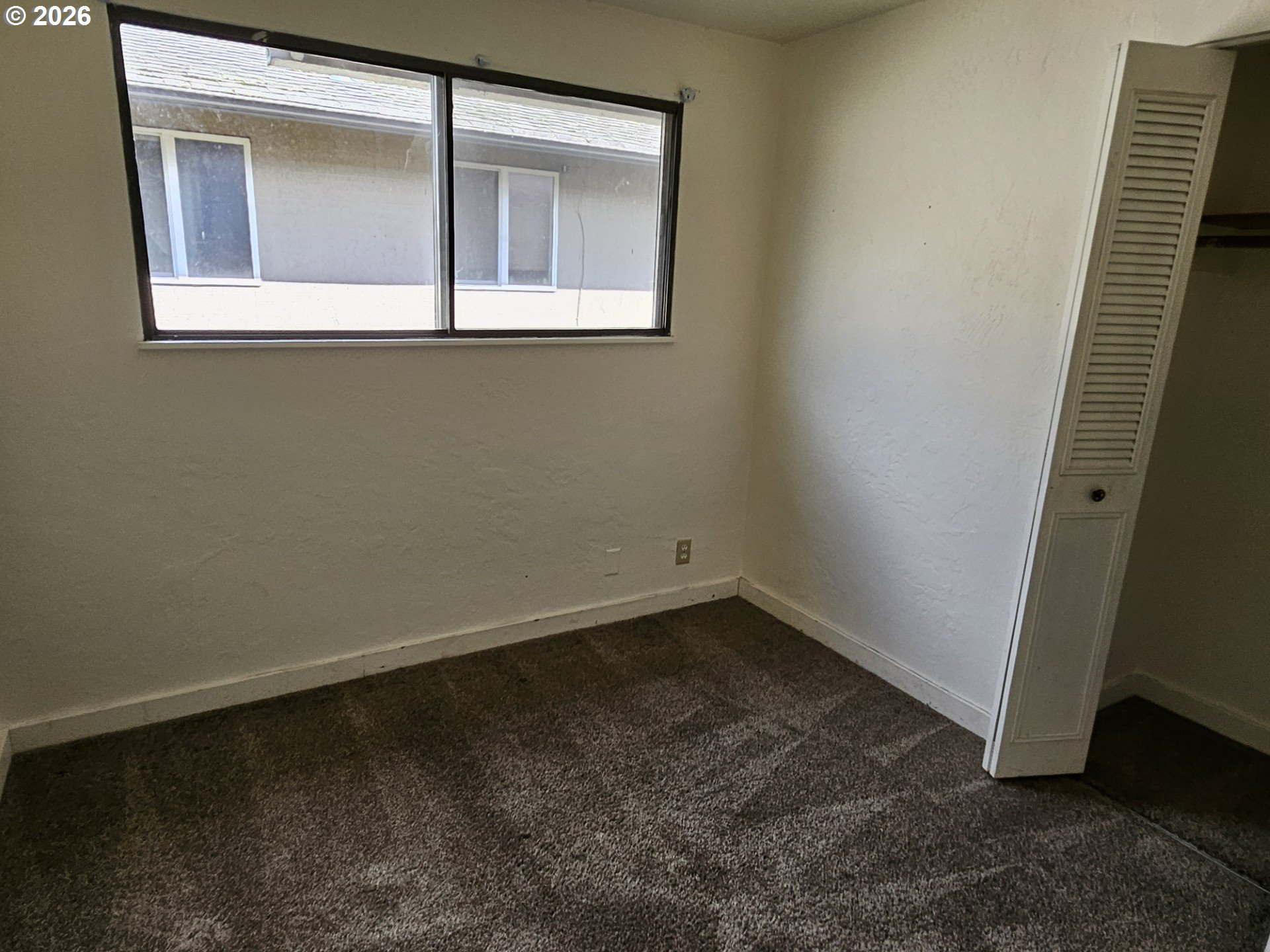 684/686 W QUINALT ST