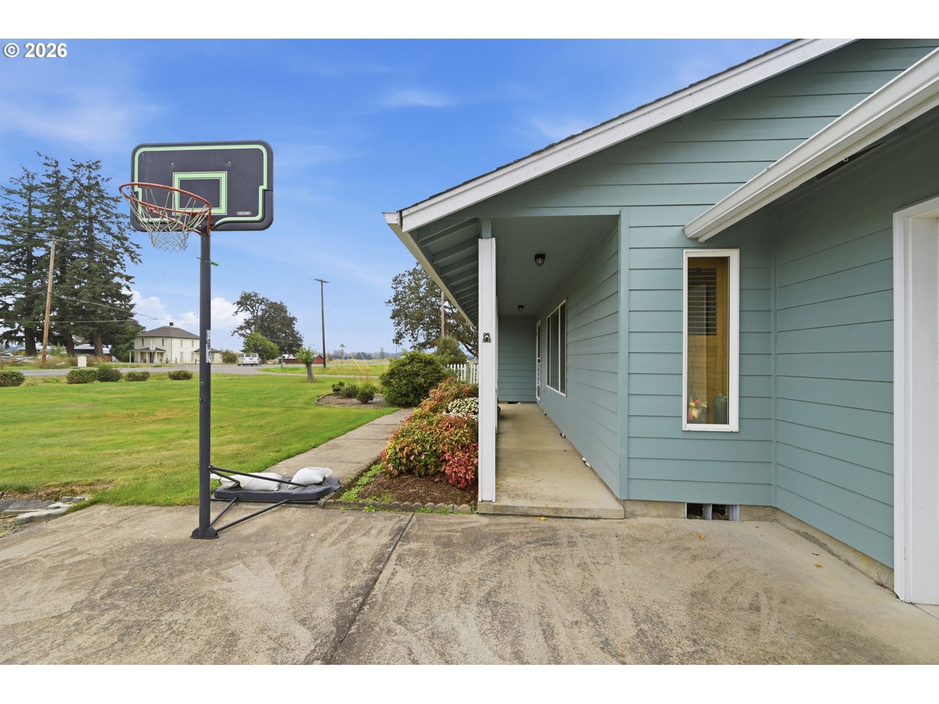 28095 Clear Lake RD