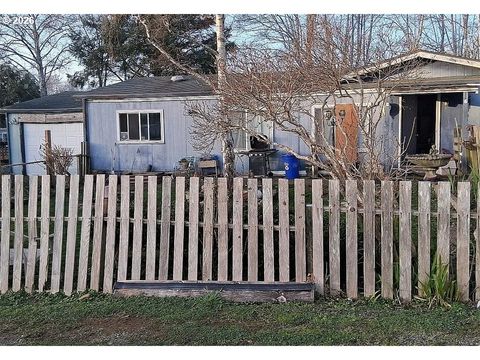 1040 CHARLOTTE CT Rockaway Beach OR 97136