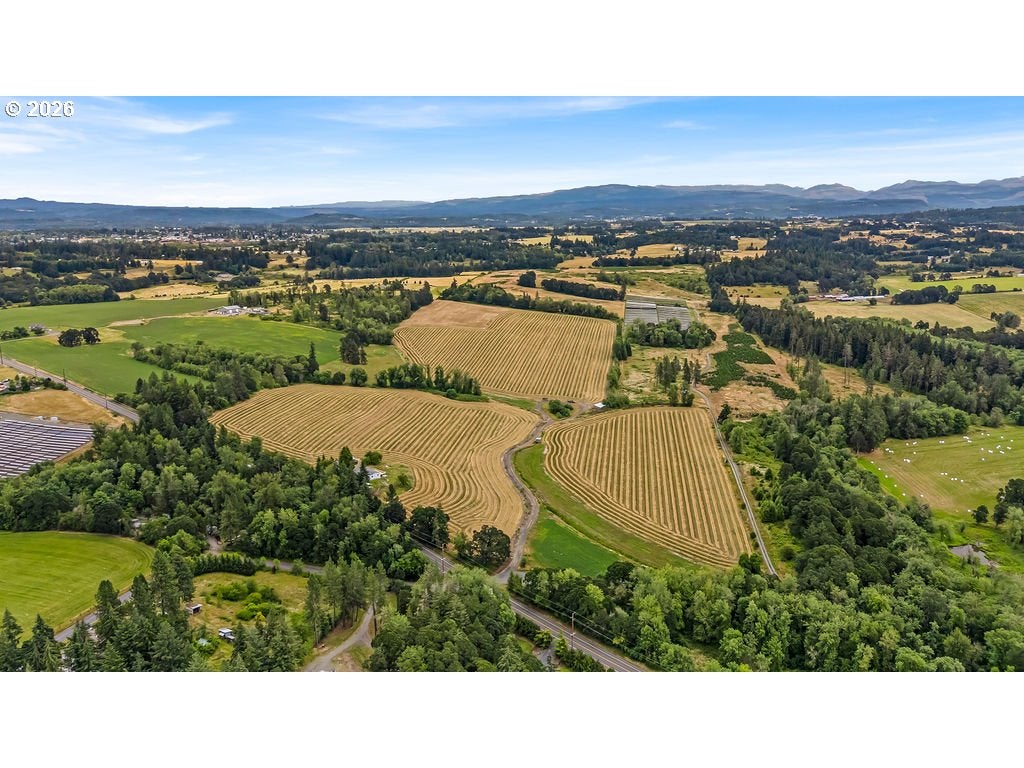 32998 S HIGHWAY 213