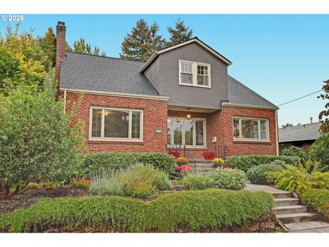 2635 SE 14TH AVE Portland OR 97202