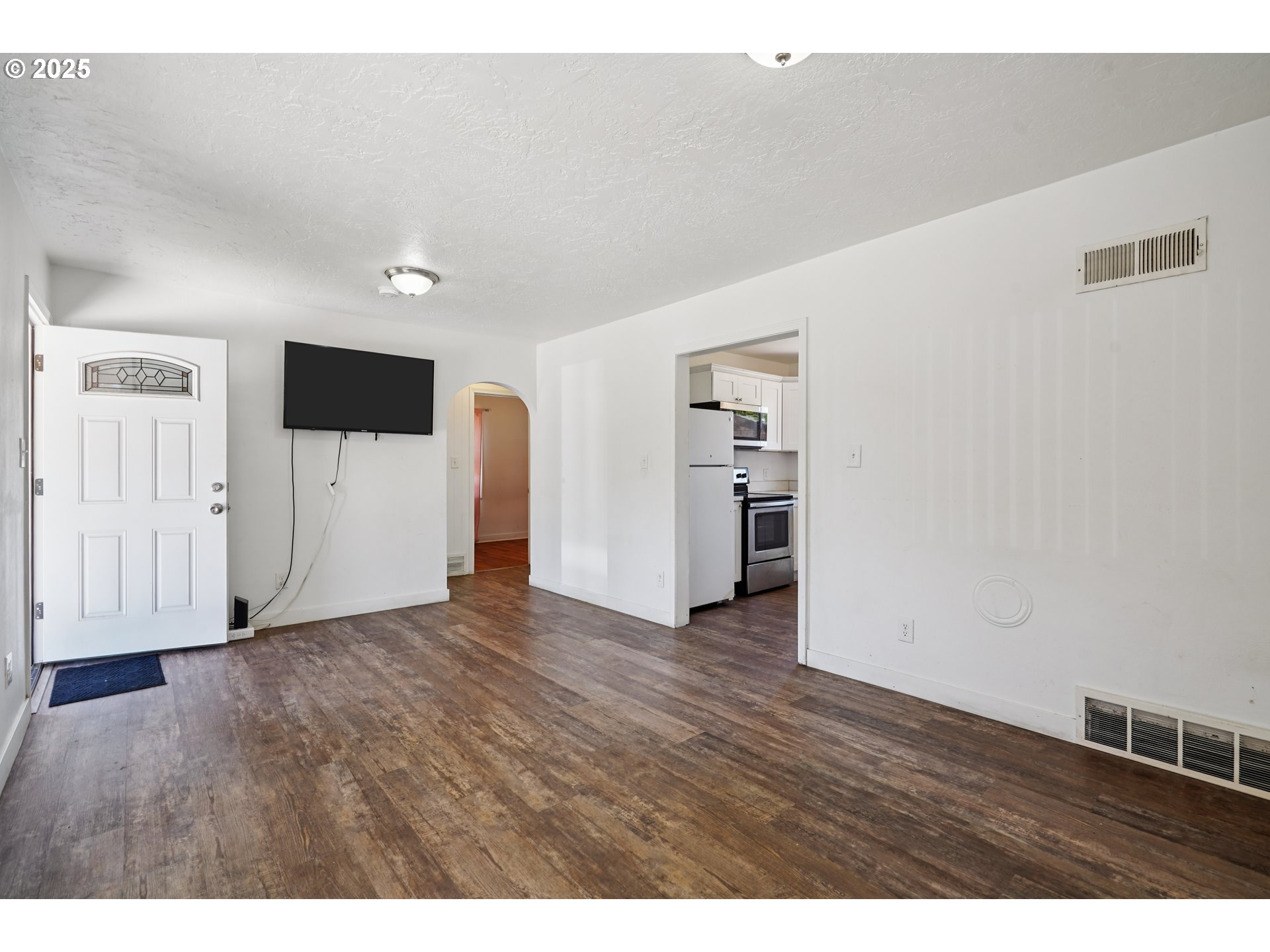 1059 16TH AVE SW