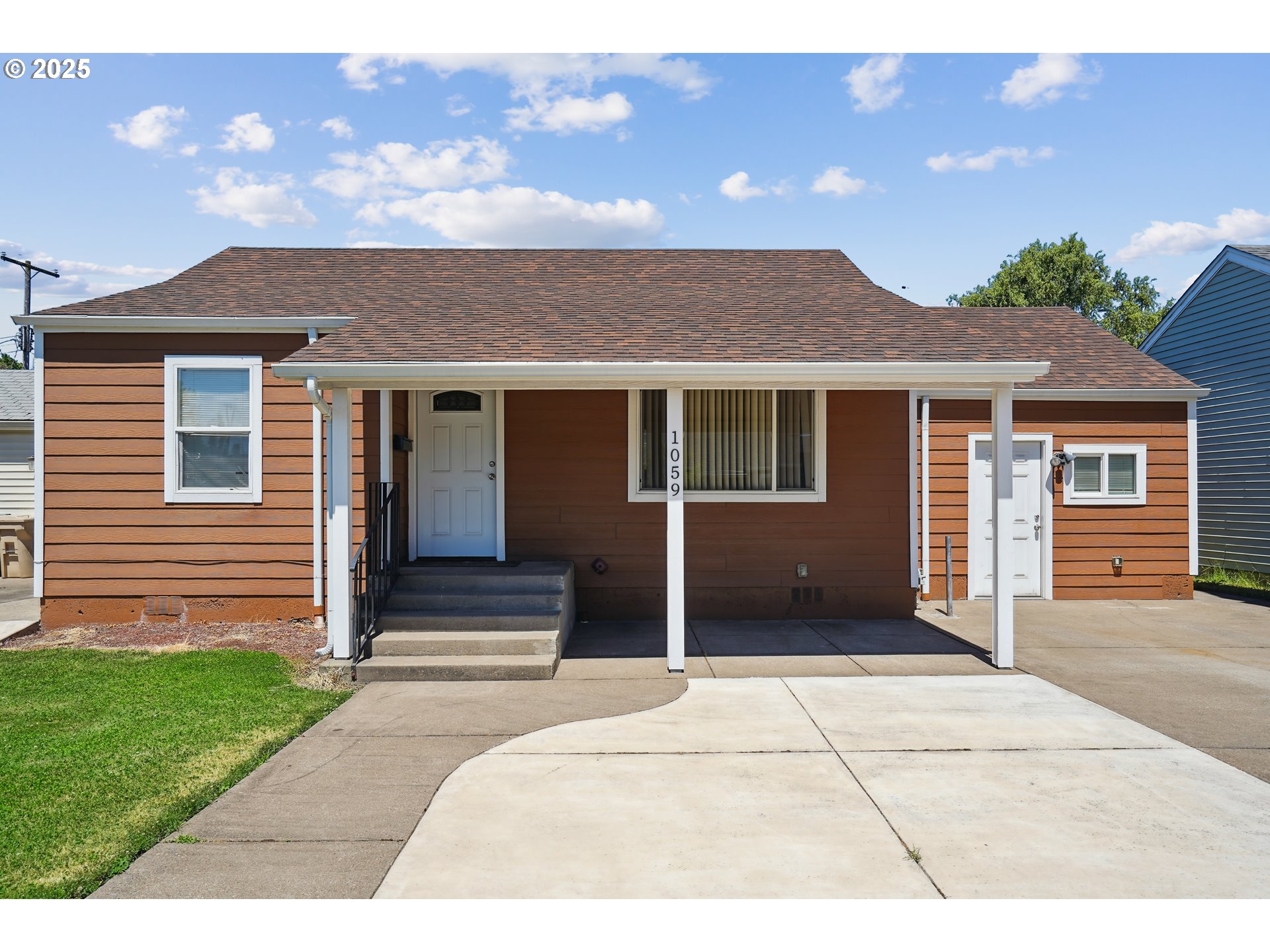 1059 16TH AVE SW
