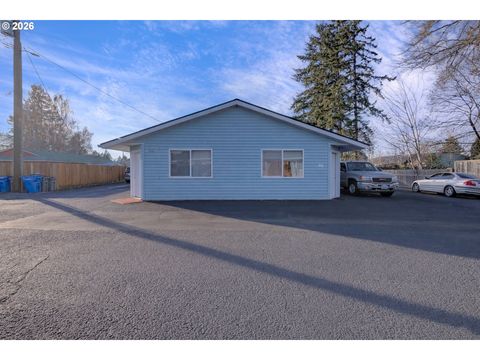 908 NE 1ST AVE Battle Ground WA 98604