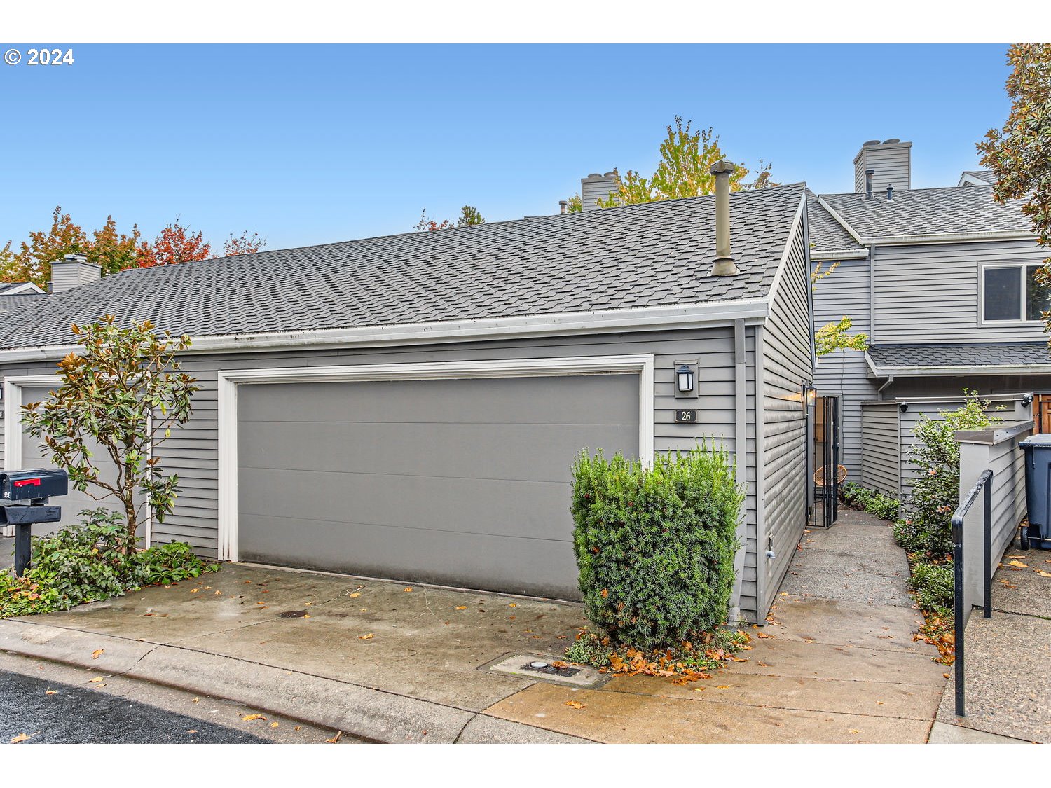 Lake Oswego, Oregon 97035, United States, 3 Bedrooms Bedrooms, ,3 BathroomsBathrooms,Residential,Active,38269