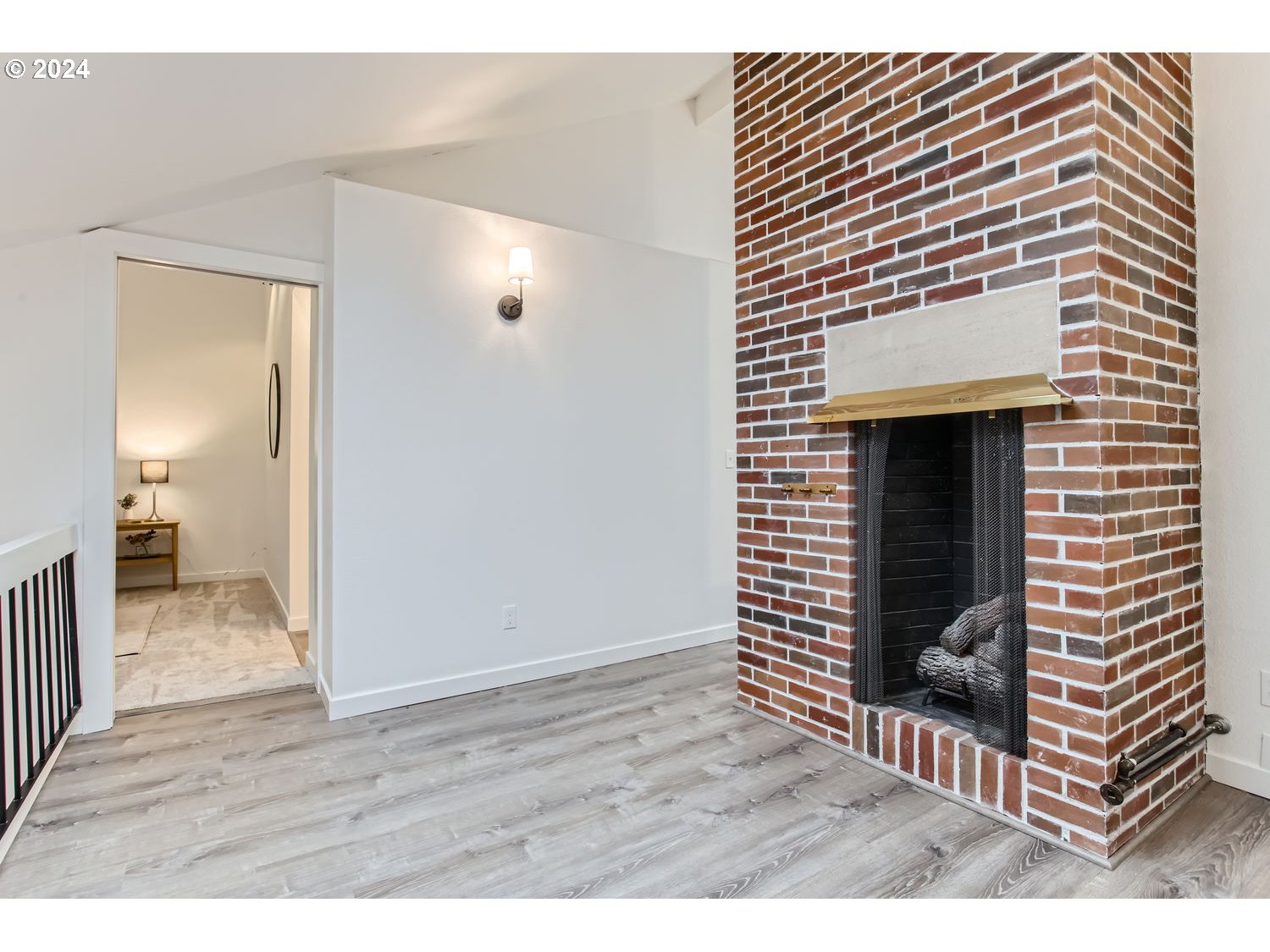 Lake Oswego, Oregon 97035, United States, 3 Bedrooms Bedrooms, ,3 BathroomsBathrooms,Residential,Active,38269