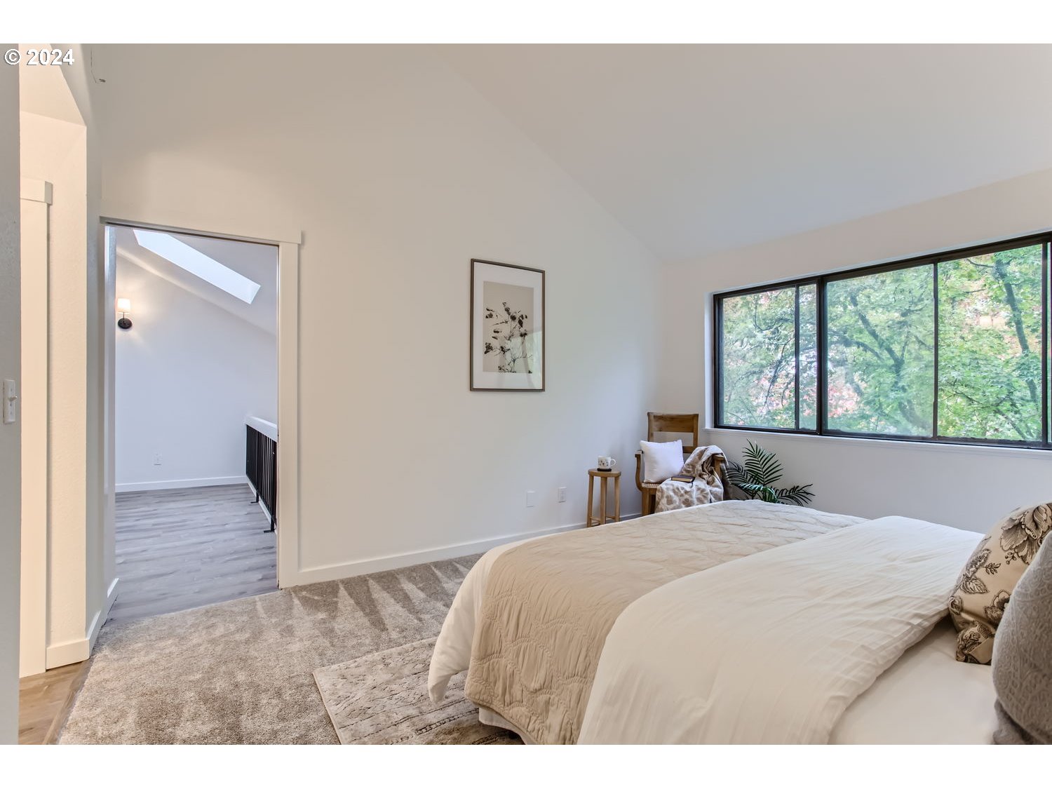 Lake Oswego, Oregon 97035, United States, 3 Bedrooms Bedrooms, ,3 BathroomsBathrooms,Residential,Active,38269