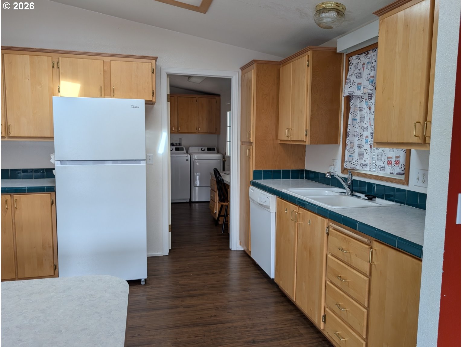 205 W RIVER RIDGE AVE