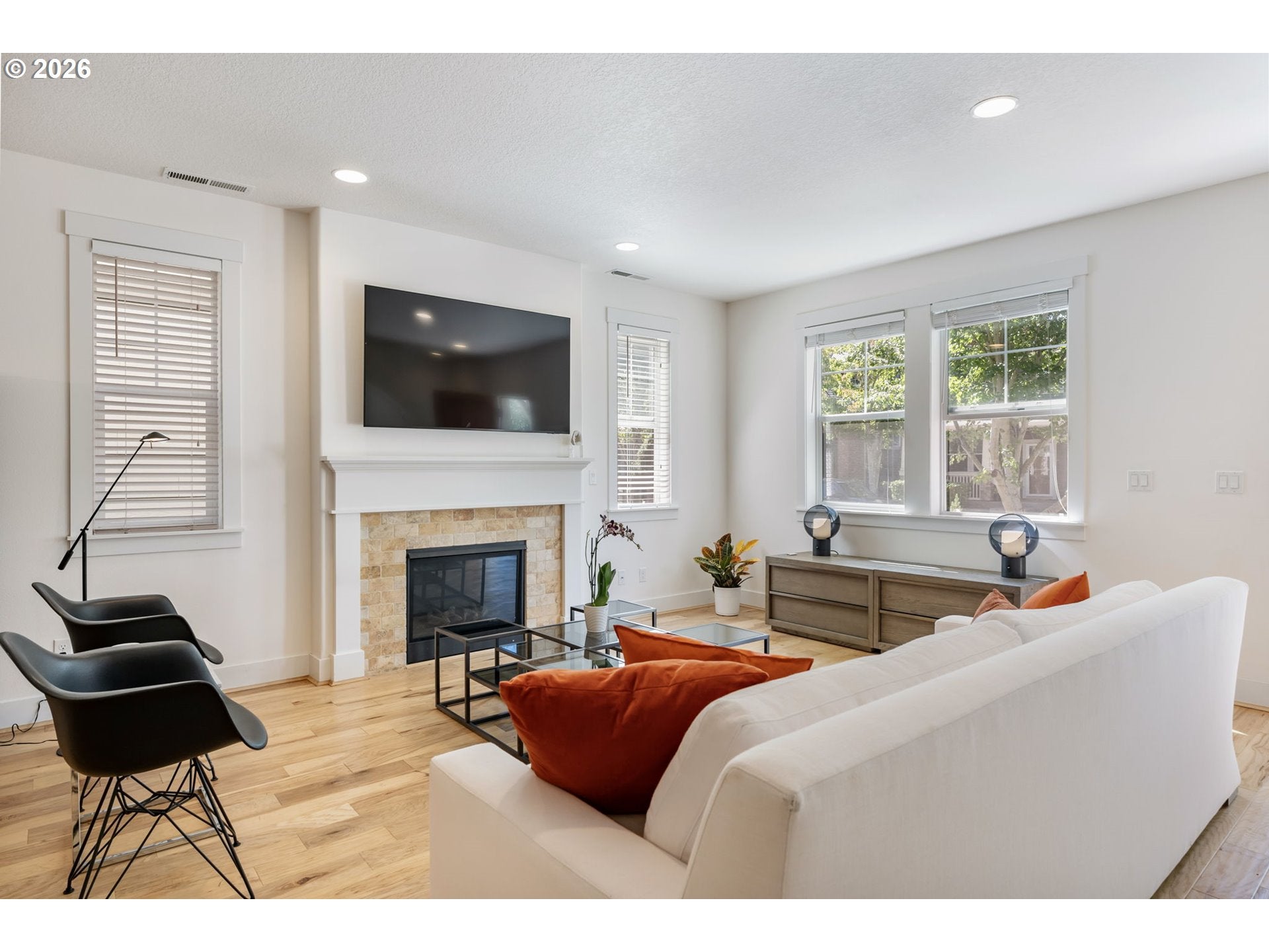 370 SW 204TH TER