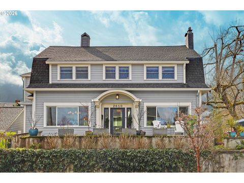 2610 NE BRAZEE ST Portland OR 97212