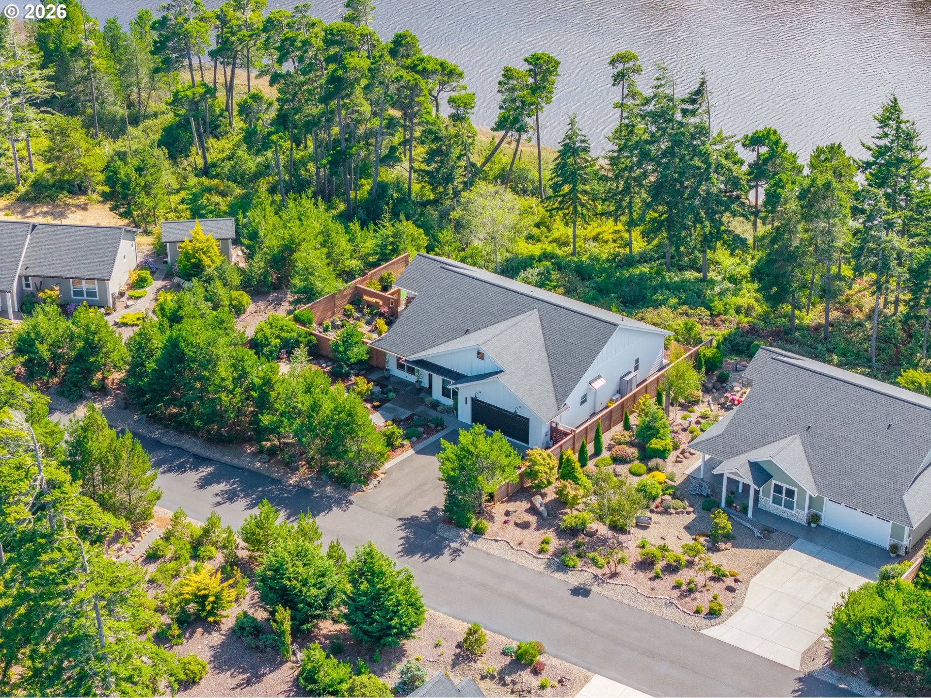 88060 LAKE POINT DR