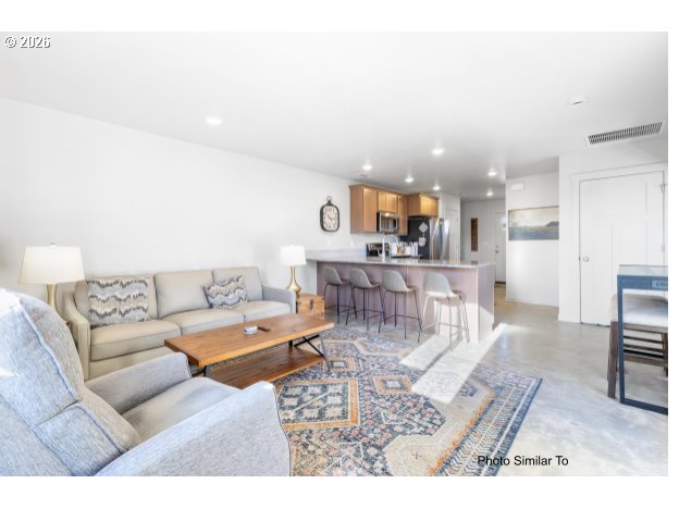 1051 NE 12TH ST